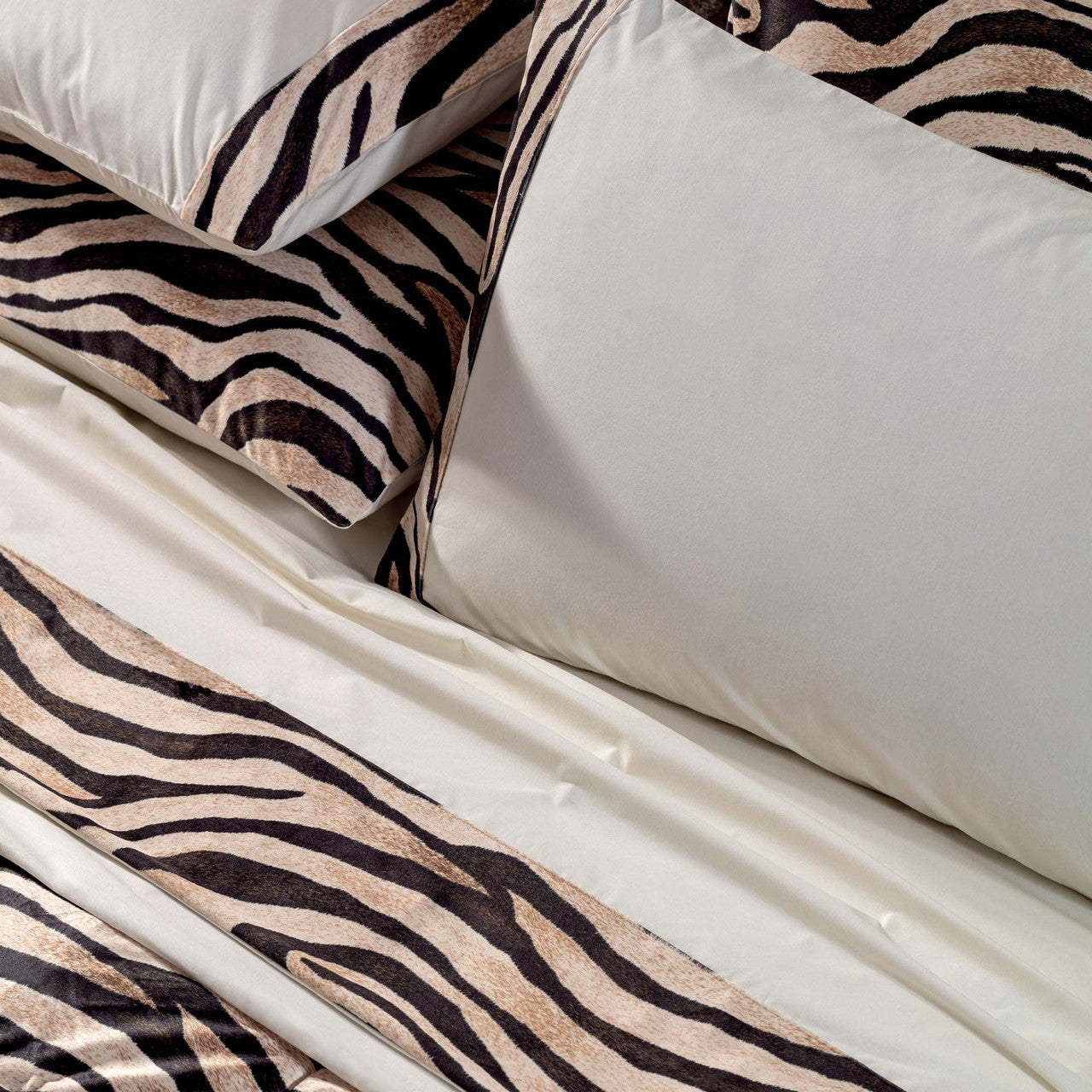 Completo Letto In Cotone E Velluto Amir Riviera