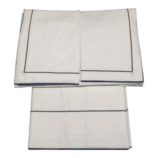 Completo letto matrimoniale Milo Riviera Carillo Home bianco blu con rifinitura bourdon