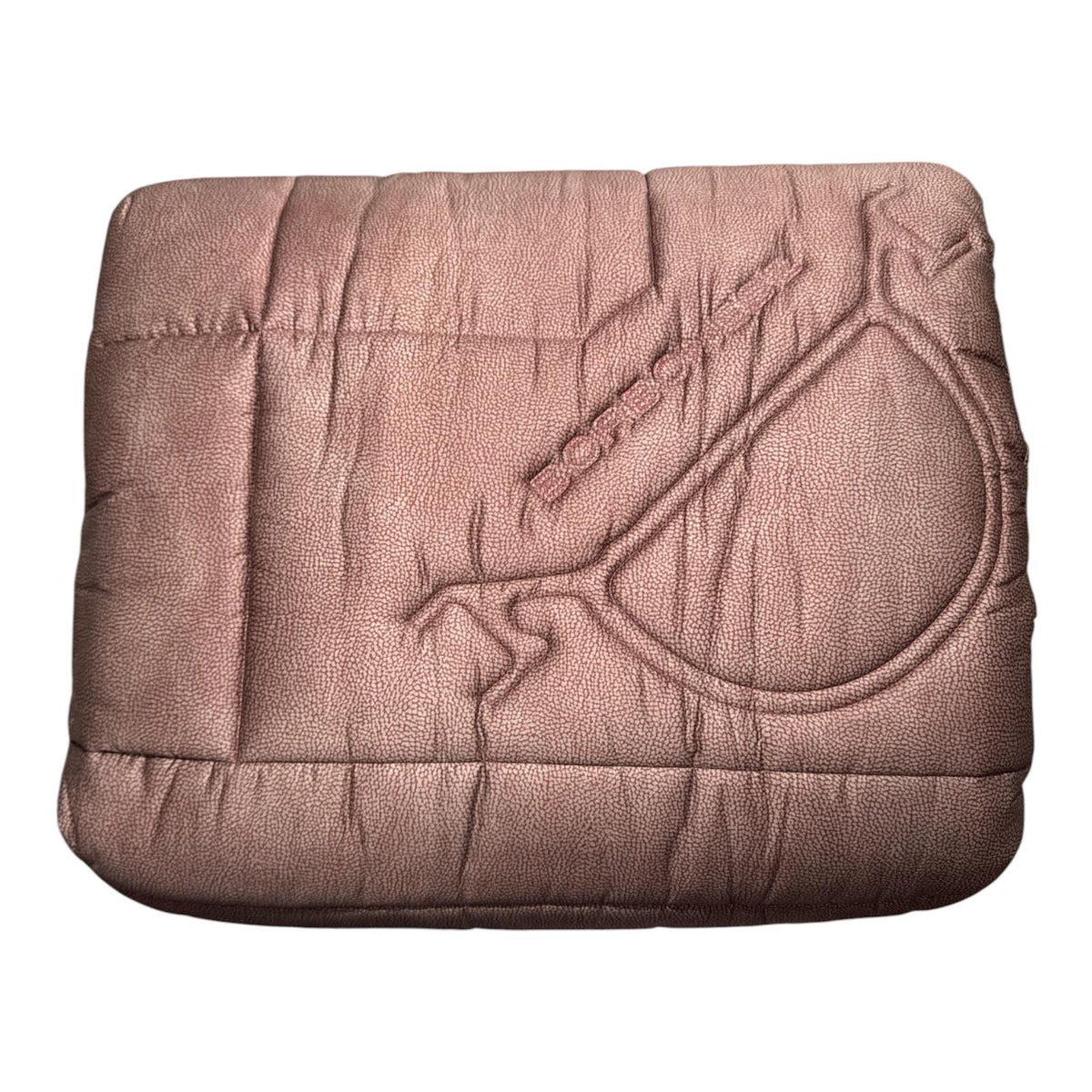 Trapunta Borbonese Home Occhio di Pernice Mosto piegata, con motivo decorativo e logo Borbonese.