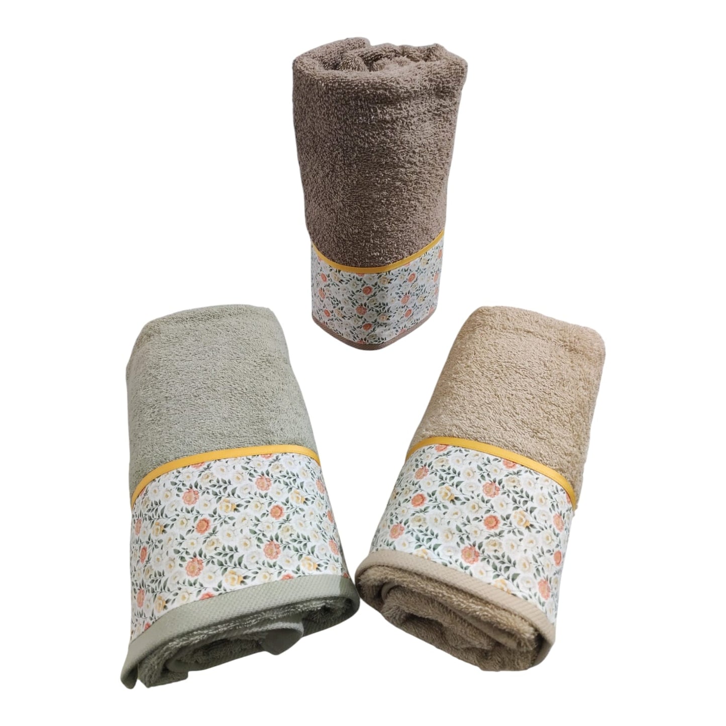 Completo 3 asciugamani e 3 ospiti Victoria Opera Prima in spugna 100% cotone per bagno elegante