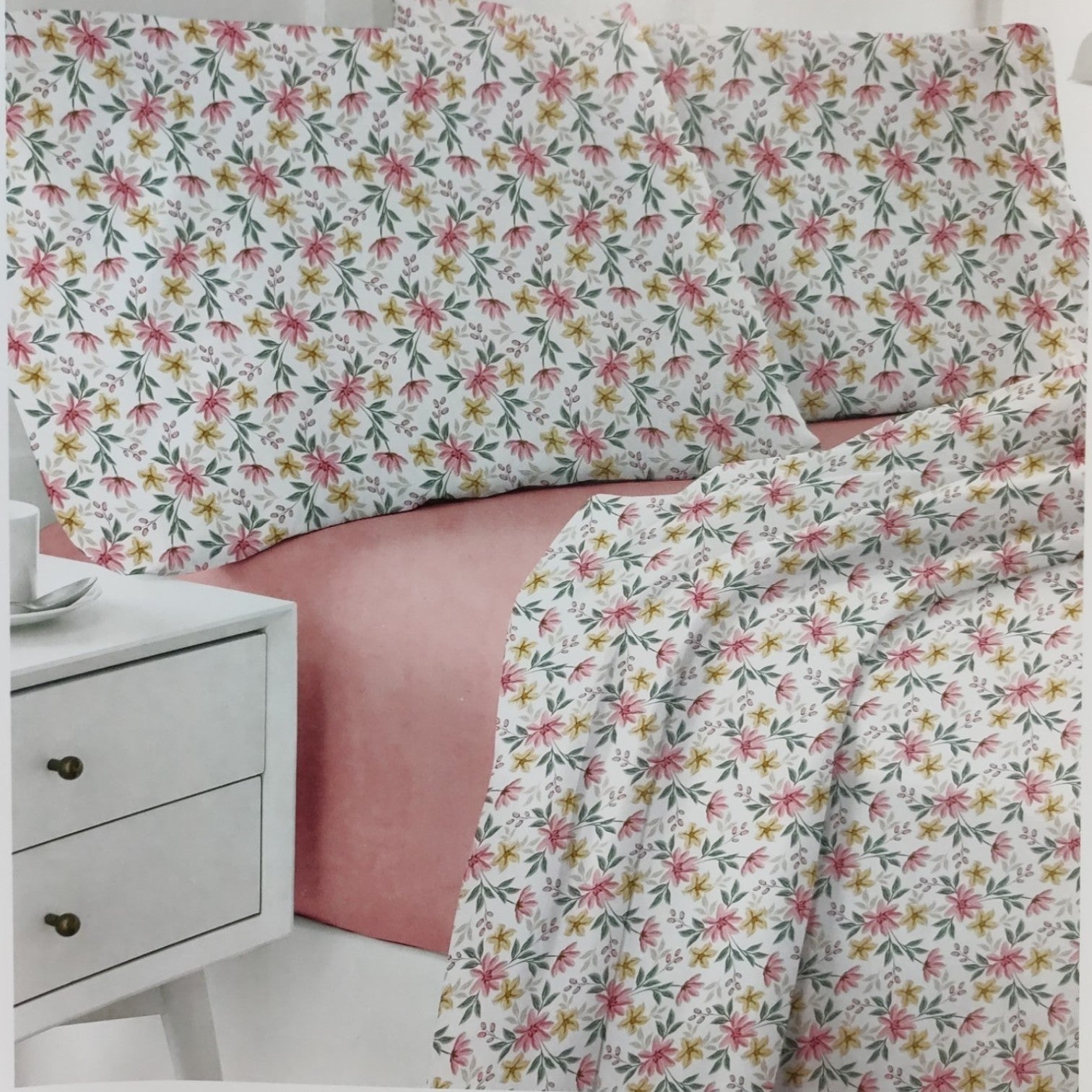 Completo Lenzuola 2 Posti Sia Daylight colore cipria in cotone con fantasia floreale
