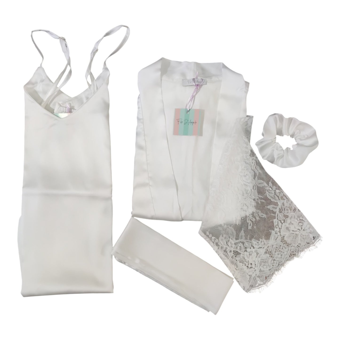 Completo Sposa Camicia e Vestaglia Andromeda Filo D'Angelo bianco con camicia da notte a spalline, vestaglia con maniche in pizzo e scrunchie coordinato