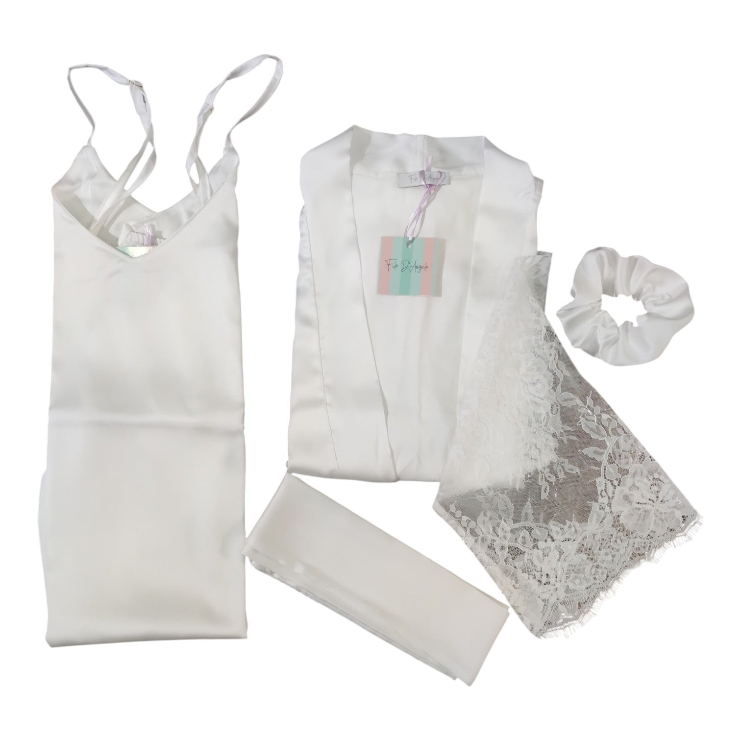 Completo Sposa Camicia e Vestaglia Andromeda Filo D'Angelo bianco con camicia da notte a spalline, vestaglia con maniche in pizzo e scrunchie coordinato