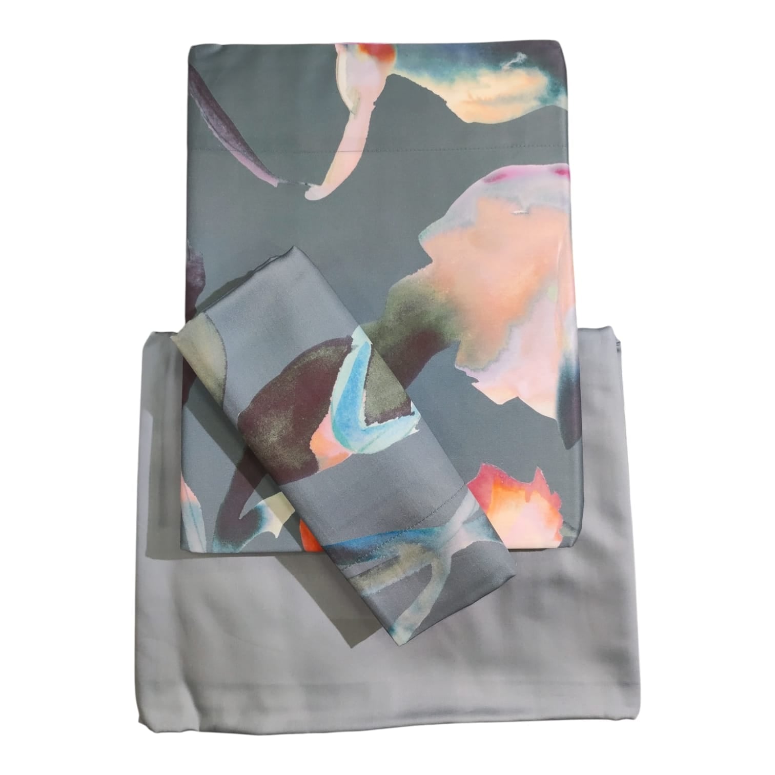 Completo lenzuola 2 posti Afrodite Dondi in raso di cotone 300 TC con stampa floreale all over e federe a 3 volani