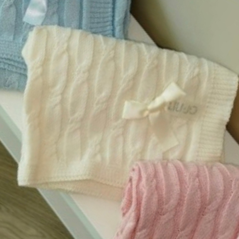 Copertina culla Nastrini BL492C Liu Jo in cotone morbida ed elegante per neonato