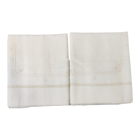 Parure letto 2 posti F79 Broderie in lino Bellora colore ecrù con ricamo tono su tono e dettagli traforati