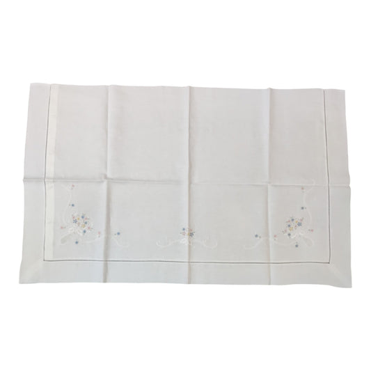 Parure Letto Matrimoniale in Puro Lino Ricamata 16870 Broderie su tessuto Bellora con ricamo colorato multicolor su lenzuolo bianco