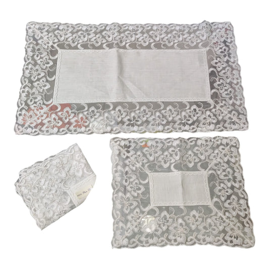 Set centri 3 pezzi Gloriana PL2165 Battaglia Classico Italiano in 100% puro lino colore panna con 1 centro 40x70 e 2 centri 30x40