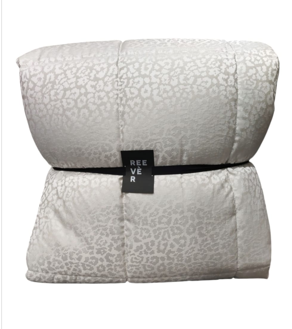 Trapunta Matrimoniale Jacquard Leopard Reever