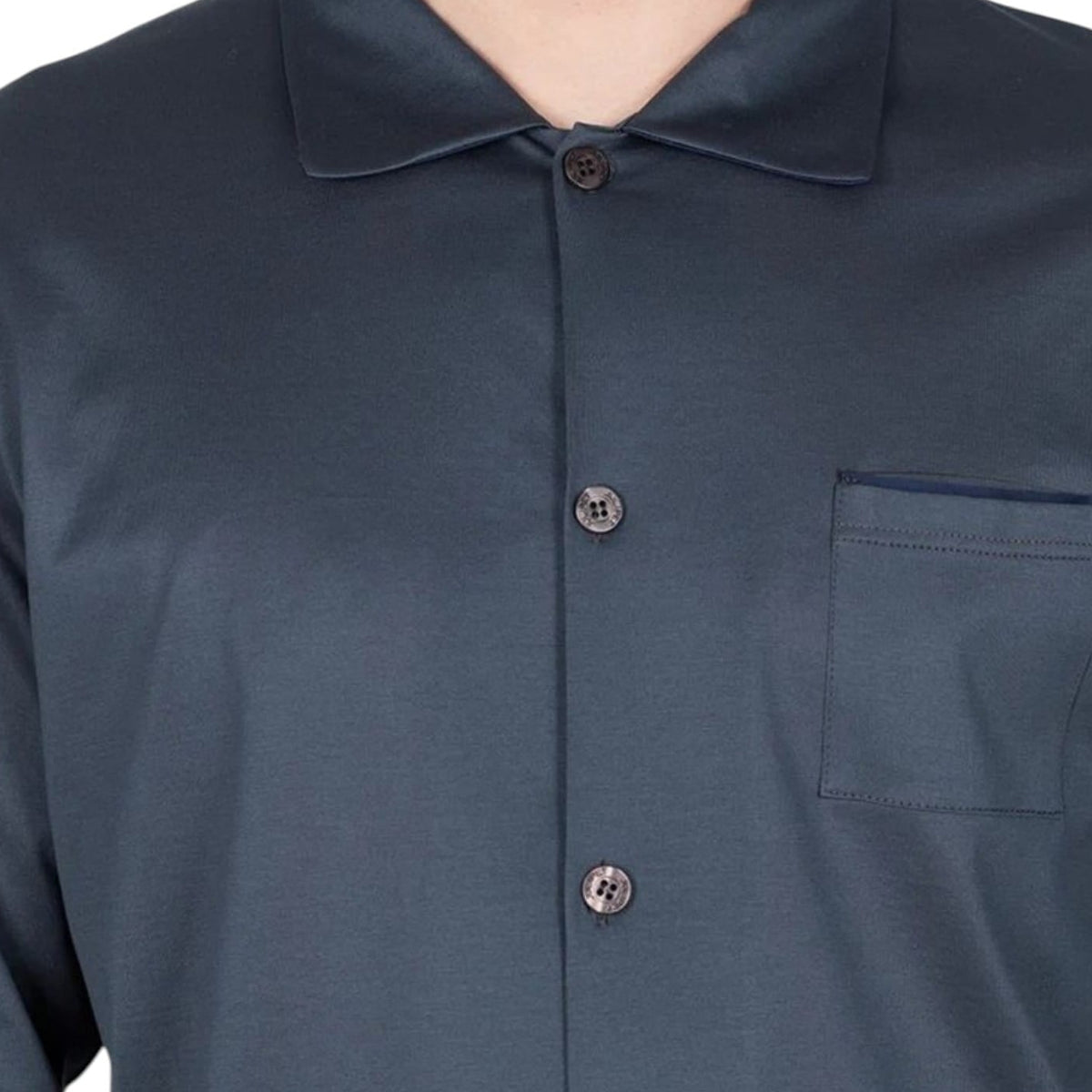 Dettaglio maglia pigiama uomo Julipet Lagonero JAL183 blu con bottoni e taschino