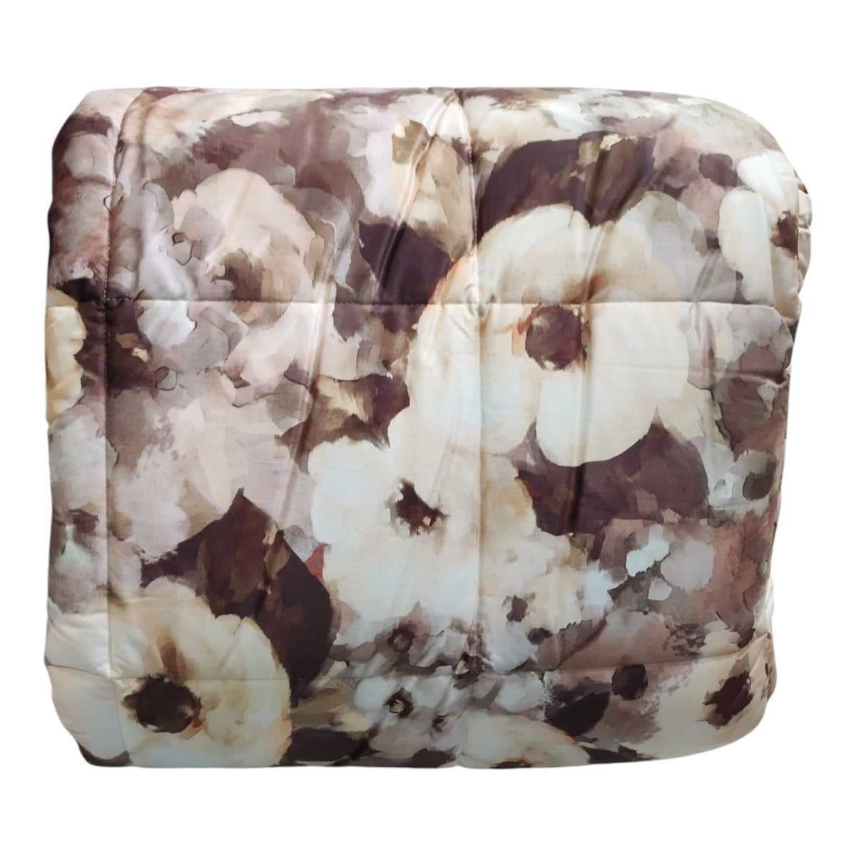 Trapunta matrimoniale Riviera Eira Beige nocciola ripiegata con grandi fiori effetto acquerello
